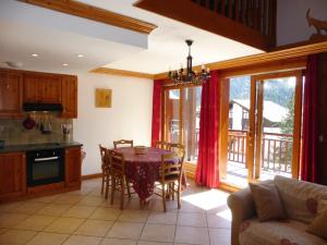 Appartement Pralognan-la-Vanoise, 5 pièces, 6 personnes - FR-1-464-36