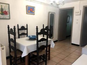 Appartement Appartement Prats-de-Mollo-la-Preste, 2 pièces, 5 personnes - FR-1-659-58 20 rue de la font Nova 66230 Prats-de-Mollo-la-Preste Languedoc-Roussillon