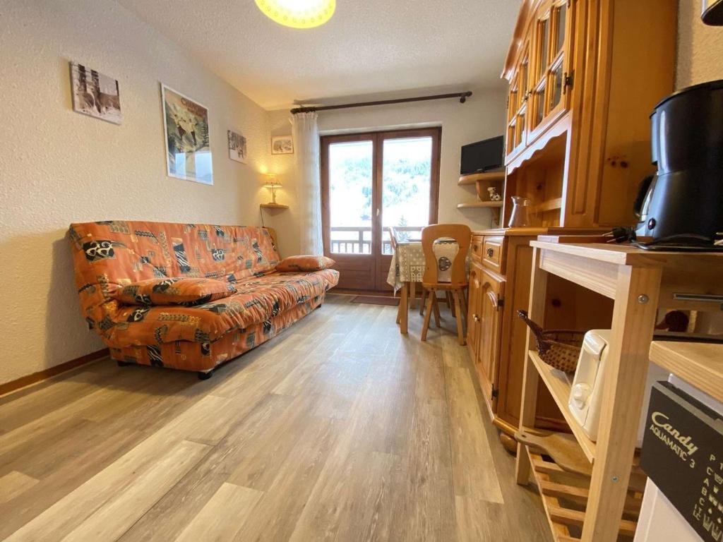 Appartement Appartement Praz-sur-Arly, 1 pièce, 4 personnes - FR-1-603-25 Appartement n°8 - 1er étage 259 ROUTE DES ESSERTETS 74120 Praz-sur-Arly