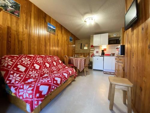 Appartement Praz-sur-Arly, 2 pièces, 6 personnes - FR-1-603-43