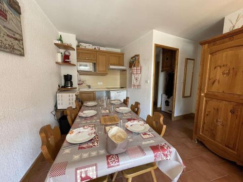Appartement Praz-sur-Arly, 3 pièces, 8 personnes - FR-1-603-62