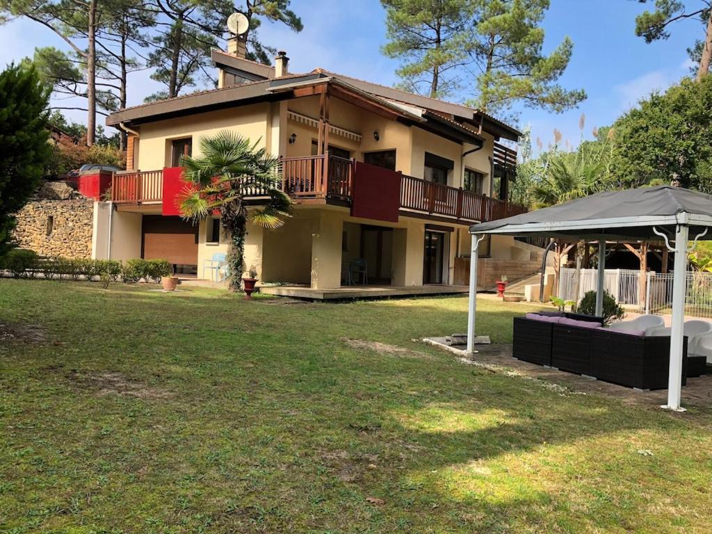 Appartement prés des pistes vue montagne 6 pers 05290 Puy-Saint-Vincent