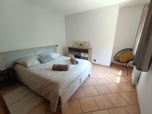 Appartement privatisé dans maison