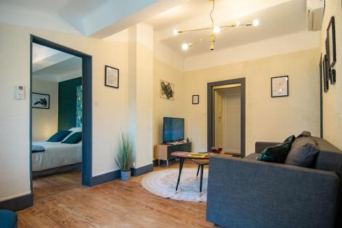 Appartement Privé Climatisé entre Arènes et Maison Carrée