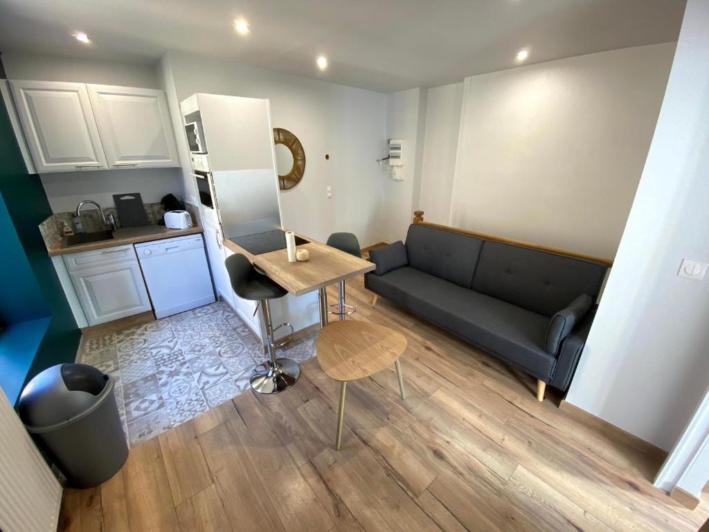 Appartement Appartement privé, moderne et tout confort 29 Rue des Juifs 01150 Lagnieu