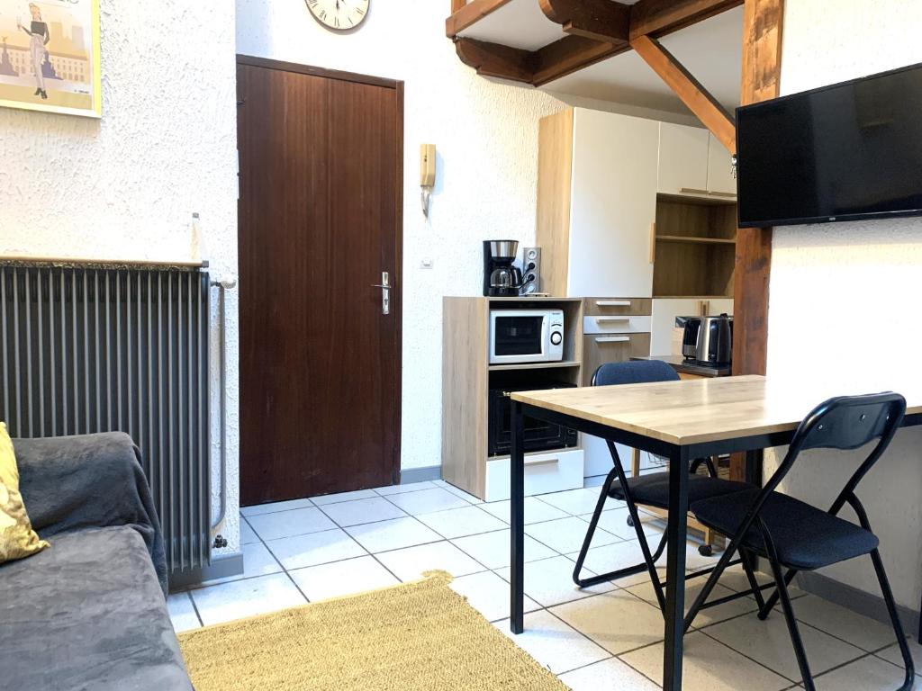 Appartement proche centre-Avenue de Laon 5 Rue Mennesson Tonnelier, 51100 Reims