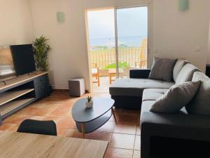 Appartement proche du port avec vue mer