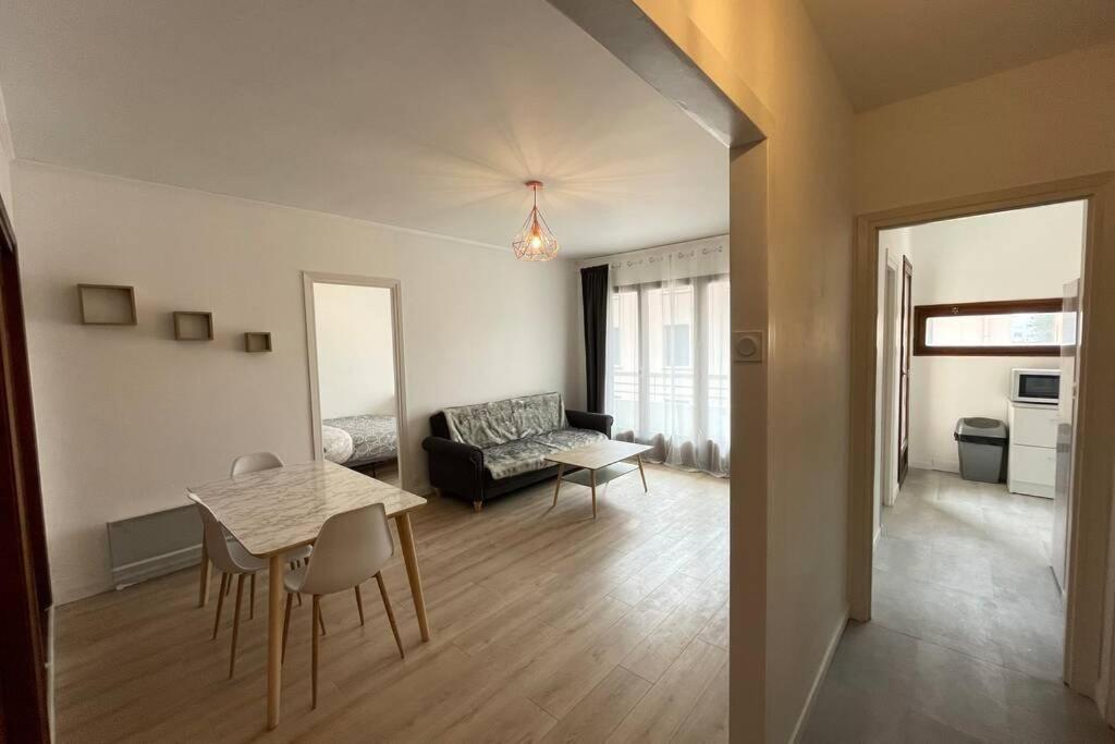 Appartement Appartement proche Gare, Centre Ville et Commerces 19 Avenue Monplaisir 84000 Avignon