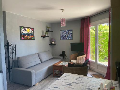appartement proche mer avec jardin ensoleillé