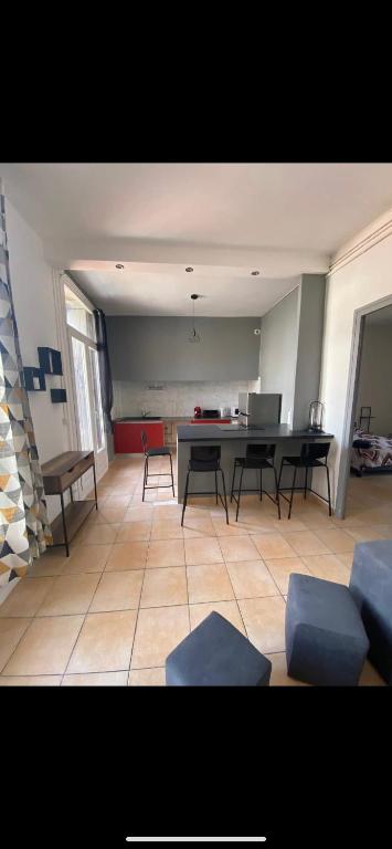 Appartement proche Polygone et centre ville 69 Boulevard de la Liberté, 34500 Béziers