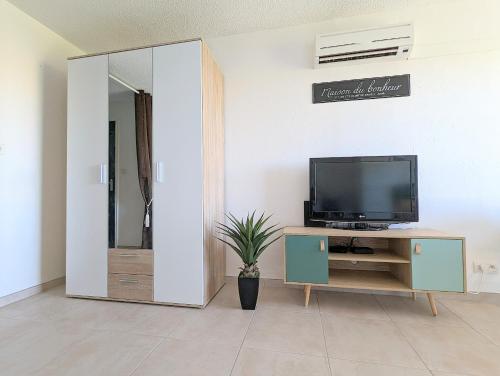 Appartement proche port et mer avec wifi et climatisation