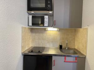 Appartement Appartement Puy-Saint-Vincent, 1 pièce, 4 personnes - FR-1-330G-11 \ 05290 Puy-Saint-Vincent Provence-Alpes-Côte d\'Azur