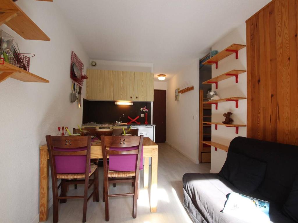 Appartement Puy-Saint-Vincent, 1 pièce, 4 personnes - FR-1-330G-45 \, 05290 Puy-Saint-Vincent