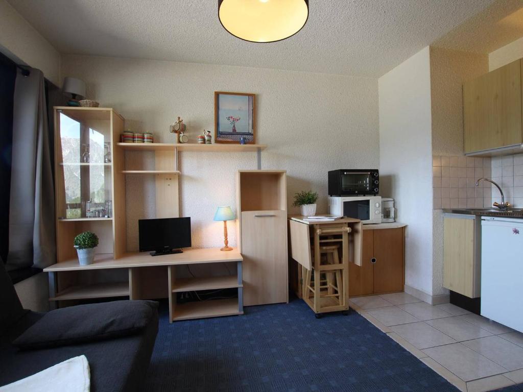 Appartement Appartement Puy-Saint-Vincent, 1 pièce, 4 personnes - FR-1-330G-93 APPARTEMENT N°207 2EME ETAGE PUY SAINT VINCENT 1600 05290 Puy-Saint-Vincent