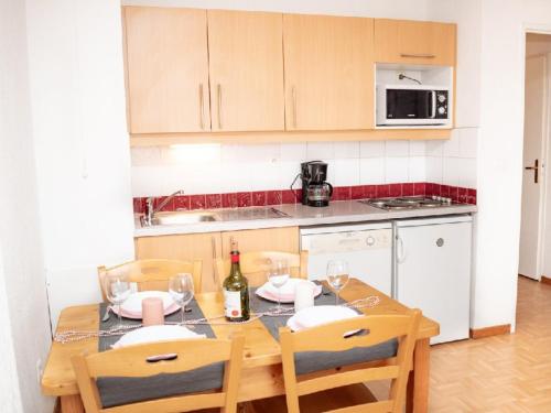 Appartement Puy-Saint-Vincent, 2 pièces, 4 personnes - FR-1-504-340