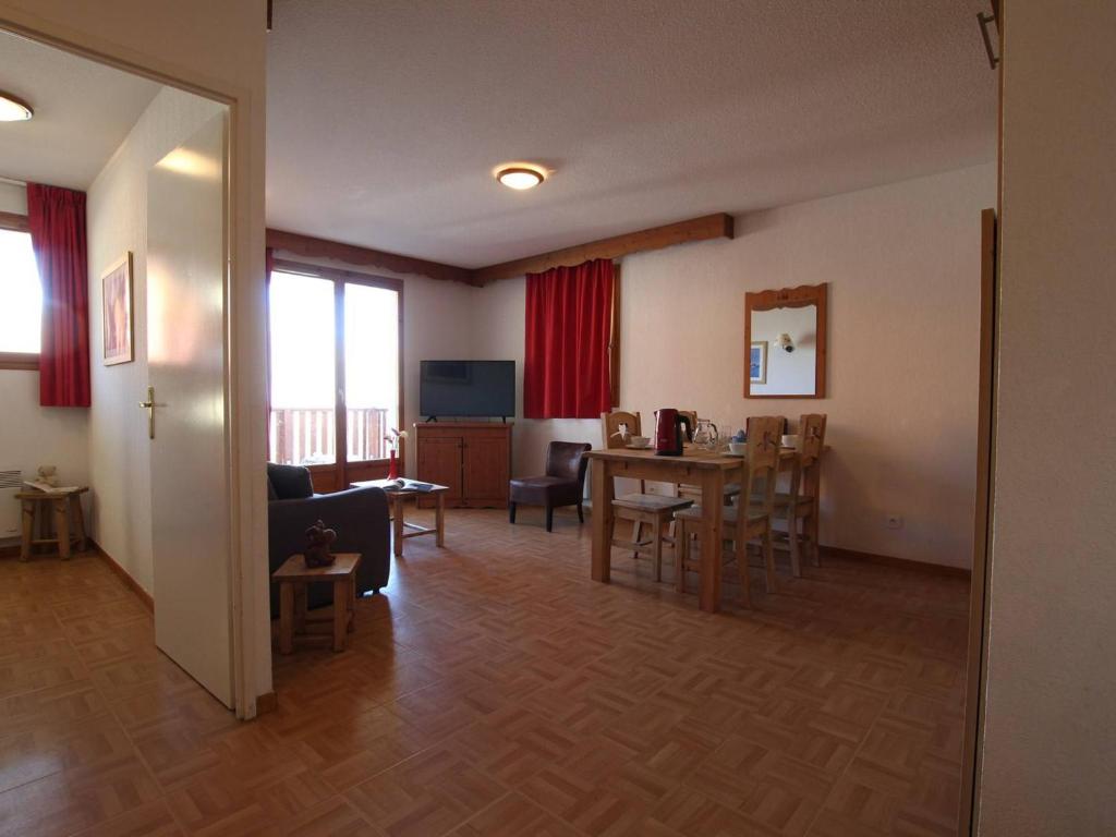 Appartement Puy-Saint-Vincent, 2 pièces, 6 personnes - FR-1-330G-14 Station 1800 -  -, 05290 Puy-Saint-Vincent