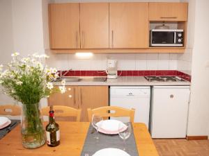 Appartement Puy-Saint-Vincent, 2 pièces, 6 personnes - FR-1-504-116