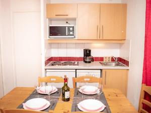 Appartement Appartement Puy-Saint-Vincent, 3 pièces, 6 personnes - FR-1-504-106 CLOT DES LEOTHAUDS STATION 1800 05290 Puy-Saint-Vincent Provence-Alpes-Côte d\'Azur