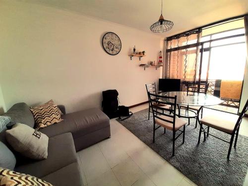 Appartement Quartier Calme sur la côte sauvage! 400m plage
