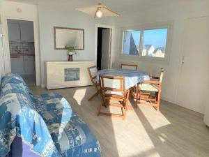 Appartement Quiberon, 2 pièces, 3 personnes - FR-1-478-81