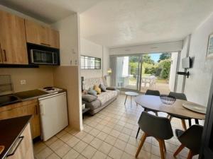 Appartement Quiberon, 2 pièces, 4 personnes - FR-1-478-225