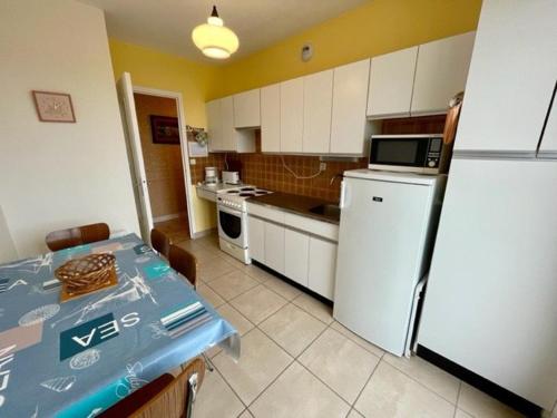 Appartement Quiberon, 2 pièces, 4 personnes - FR-1-478-228