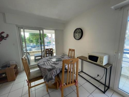 Appartement Quiberon, 3 pièces, 4 personnes - FR-1-478-224