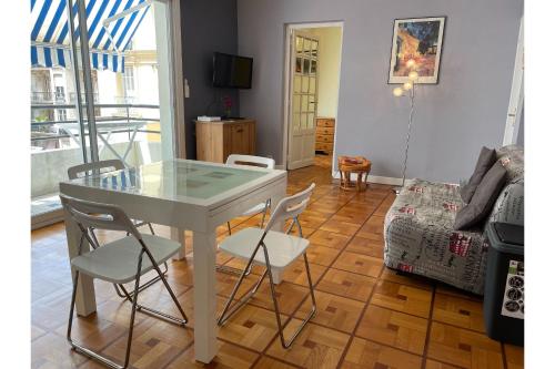 Appartement Reine Marie 50mr Fr sea - Happy Rentals