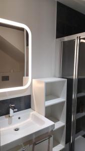Appartement rénové centre historique