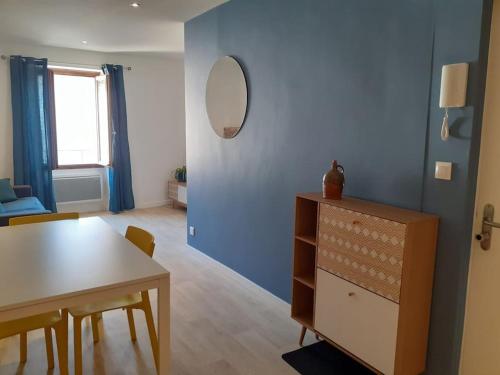 Appartement rénové dans le centre historique