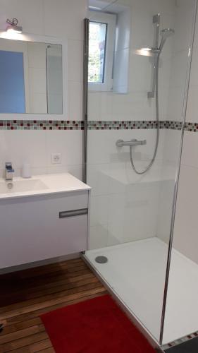 Appartement rénové et cosy au calme