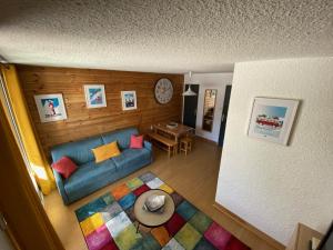 APPARTEMENT RÉNOVE, RÉSIDENCE COTE BRUNE, CENTRE STATION, PIED DES PISTES, 30m² 4/5 pers