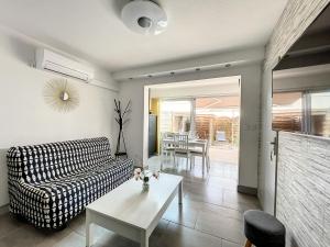 Appartement rénové tout confort avec piscine