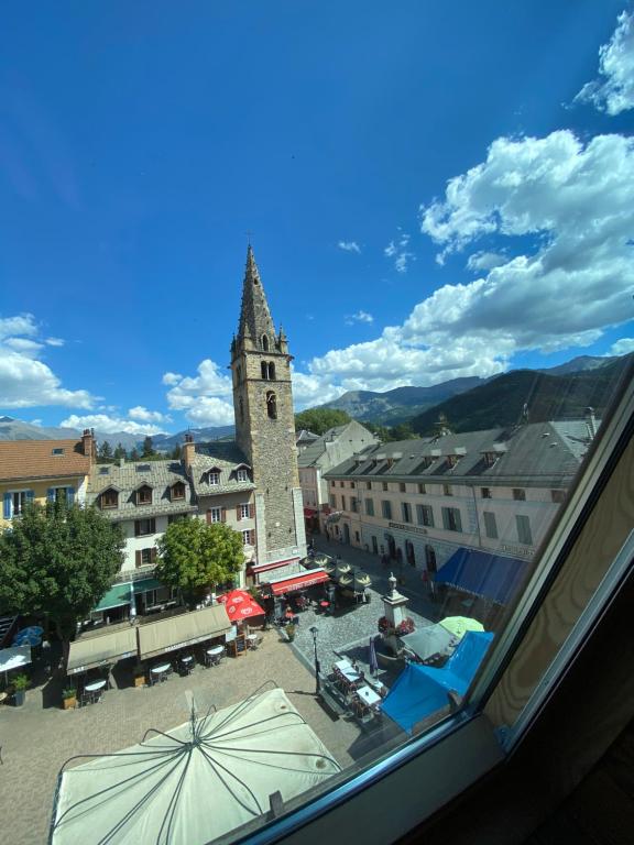 Appartement rénové Ubaye 1 Place Manuel, 04400 Barcelonnette