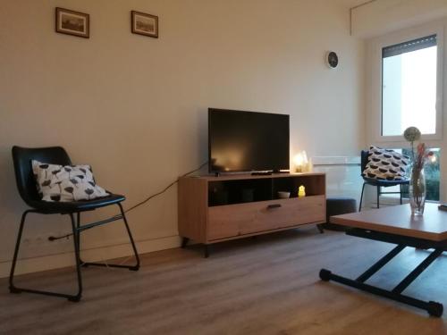 appartement résidence avec piscine et mini golf inclus privés