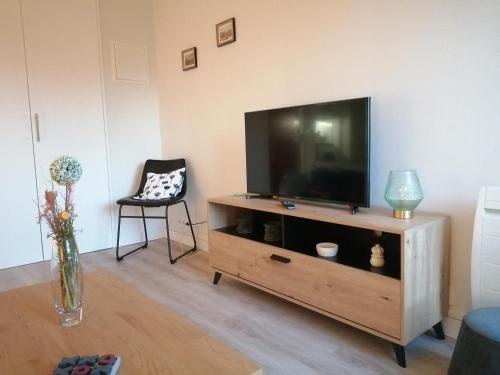 appartement résidence avec piscine et mini golf inclus privés