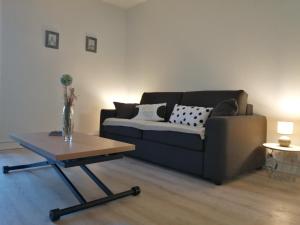 appartement résidence avec piscine et mini golf inclus privés