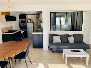 Appartement rez de jardin bord de mer (Sweet Home)