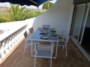 Appartement rez de jardin face a la mer