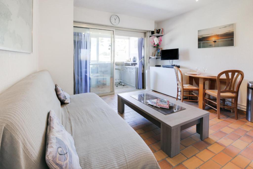 Appartement rez de villa 20220 LʼÎle-Rousse