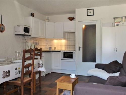Appartement Risoul, 1 pièce, 4 personnes - FR-1-330-156