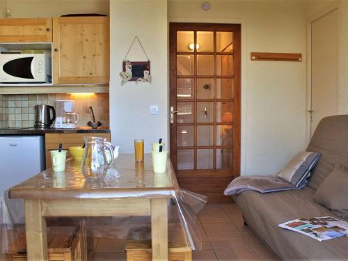 Appartement Risoul, 1 pièce, 4 personnes - FR-1-330-168