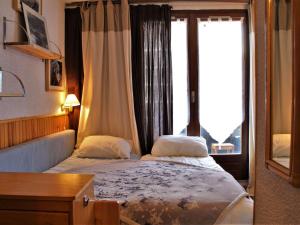 Appartement Risoul, 1 pièce, 4 personnes - FR-1-330-169