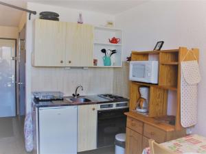 Appartement Risoul, 1 pièce, 4 personnes - FR-1-330-512