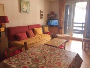 Appartement Risoul, 1 pièce, 4 personnes - FR-1-330-537