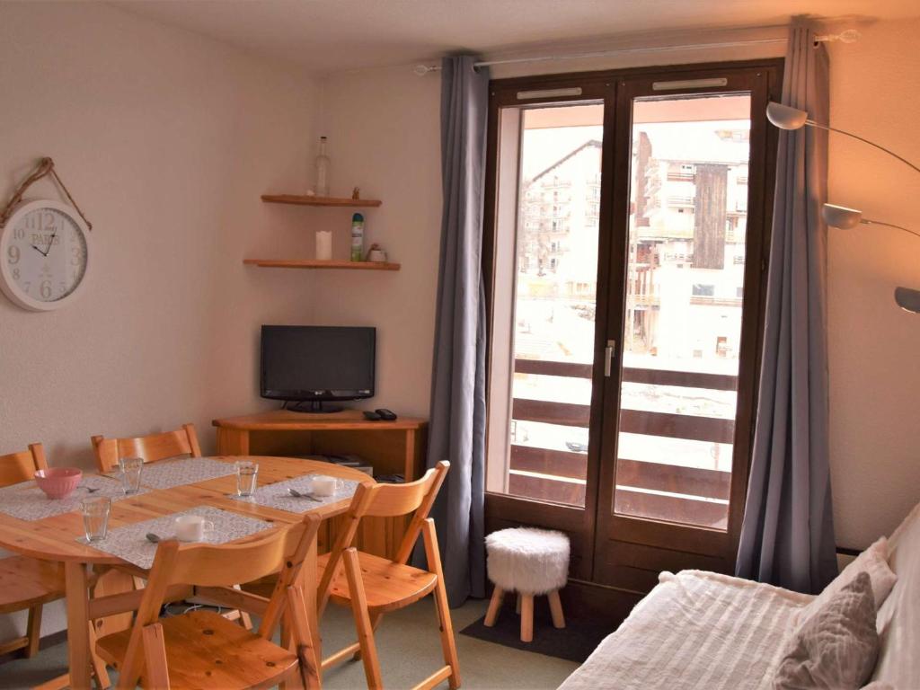 Appartement Risoul, 1 pièce, 4 personnes - FR-1-330-542 APPARTEMENT N°25 CENTRE DE STATION, 05600 Risoul