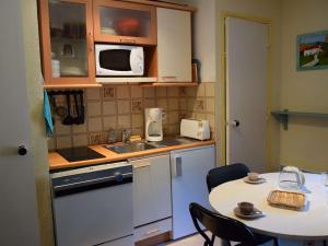 Appartement Risoul, 1 pièce, 4 personnes - FR-1-330-86