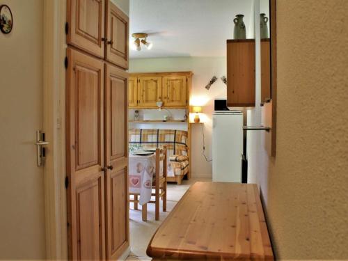 Appartement Risoul, 1 pièce, 5 personnes - FR-1-330-531