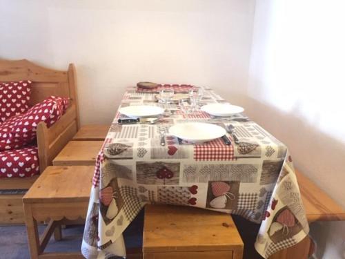 Appartement Risoul, 2 pièces, 6 personnes - FR-1-330-138