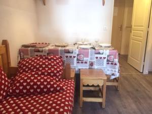 Appartement Risoul, 2 pièces, 6 personnes - FR-1-330-138
